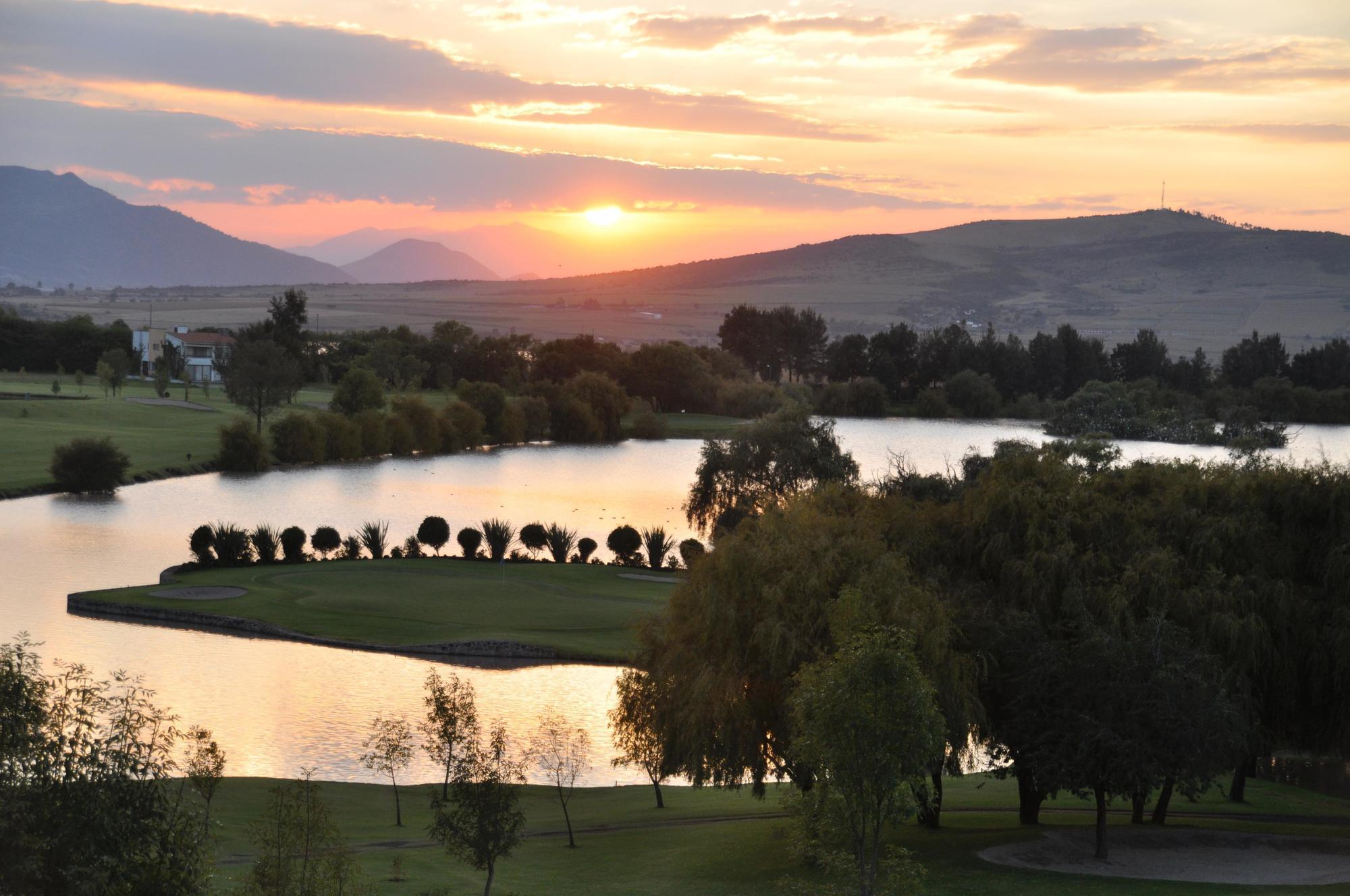Hotel Hacienda Cantalagua Golf Contepec Kültér fotó